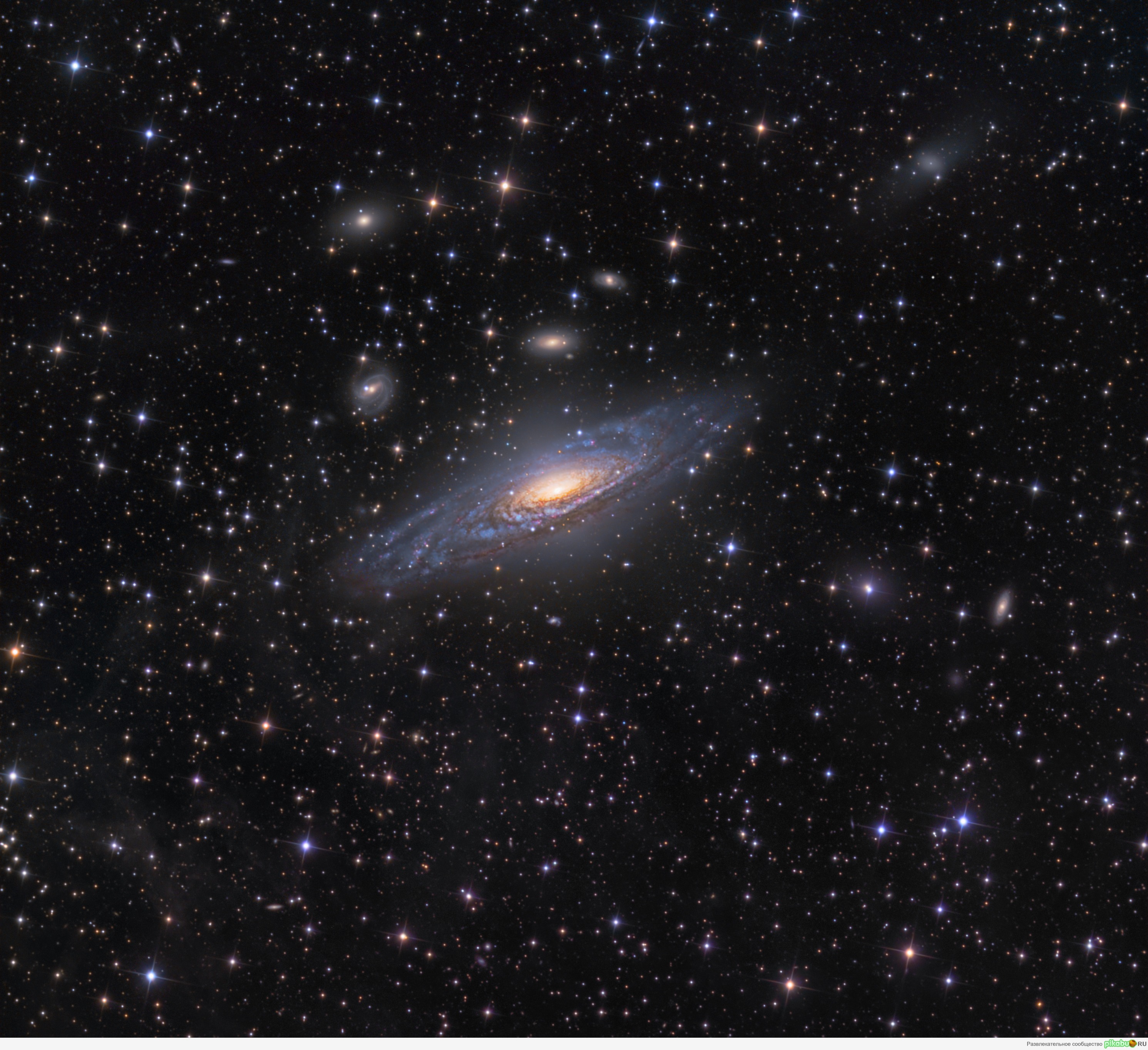  NGC 7331   .