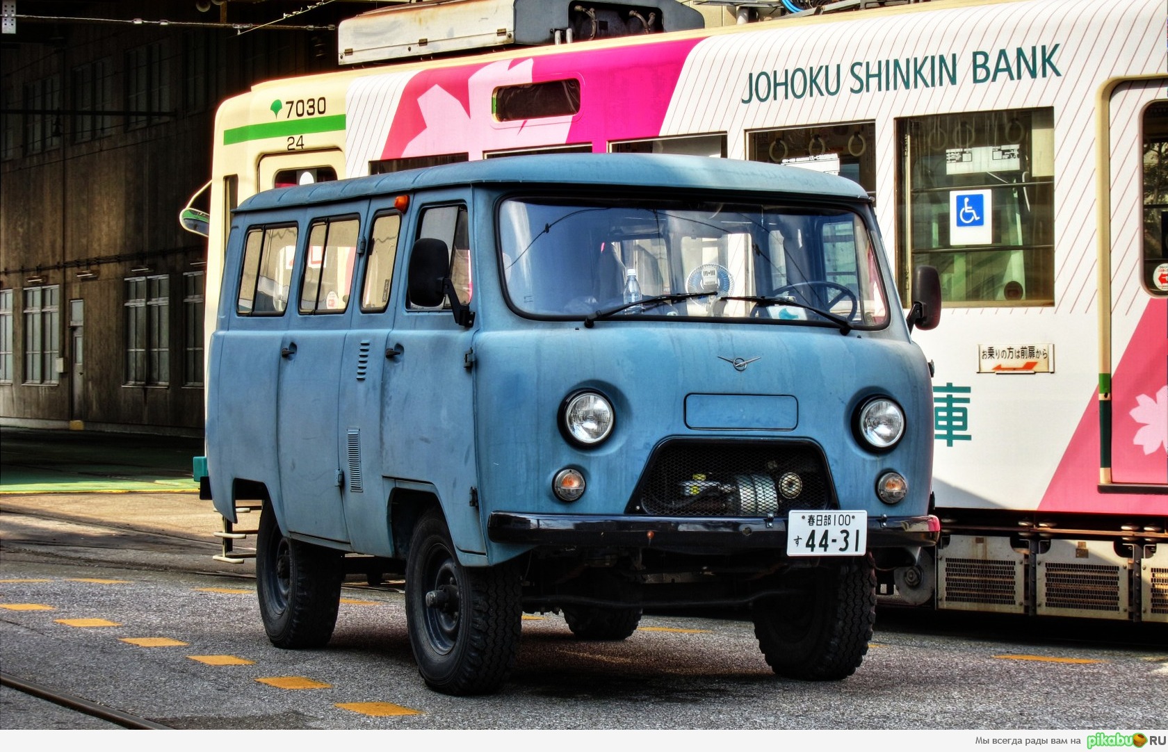 Уазик в Японии