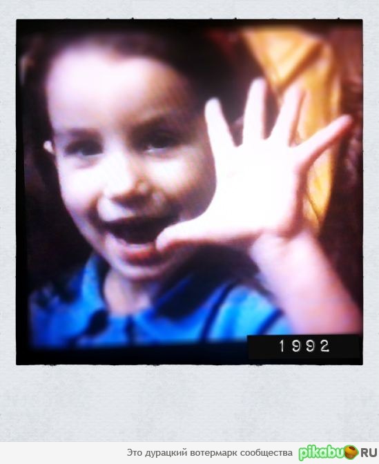 Как вы считаете, кто из известных поп-звёзд российской эстрады изображён на фото?