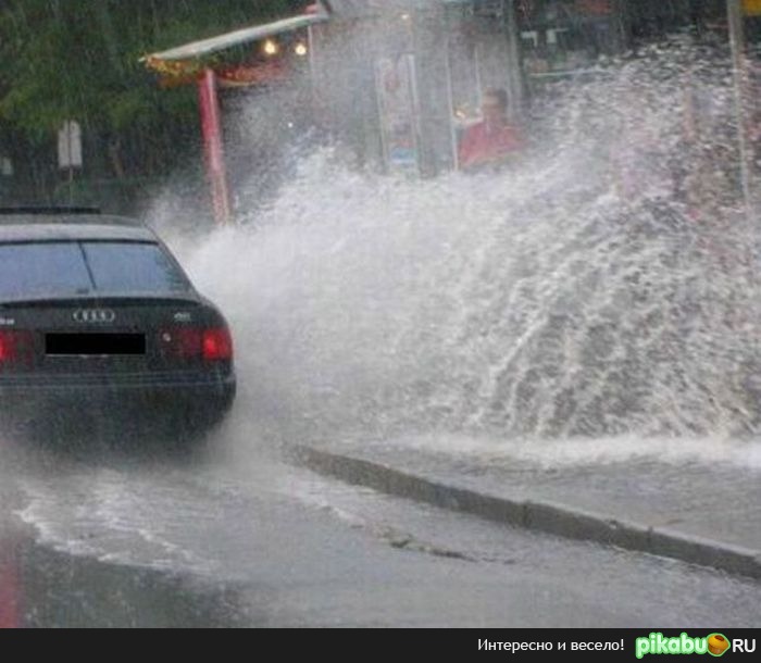 А сколько радости у женщины на лице!)