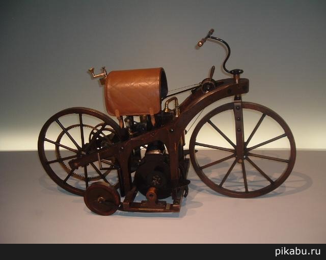 Mercedes - Benz 
