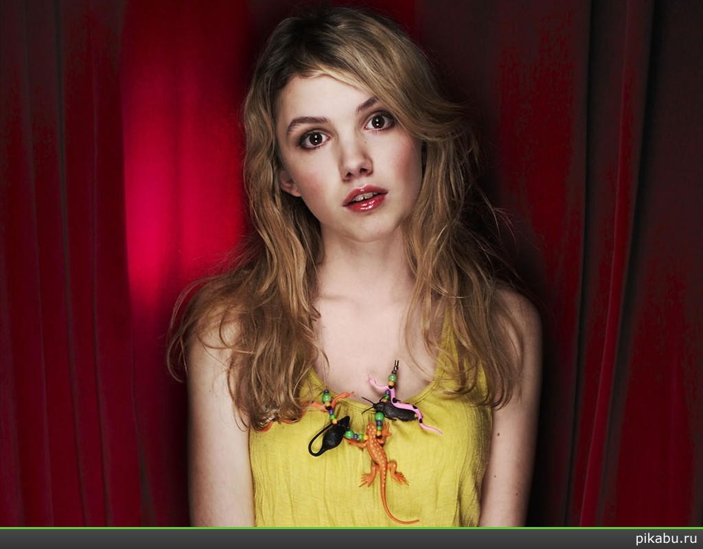    ? Hannah Murray  Skins