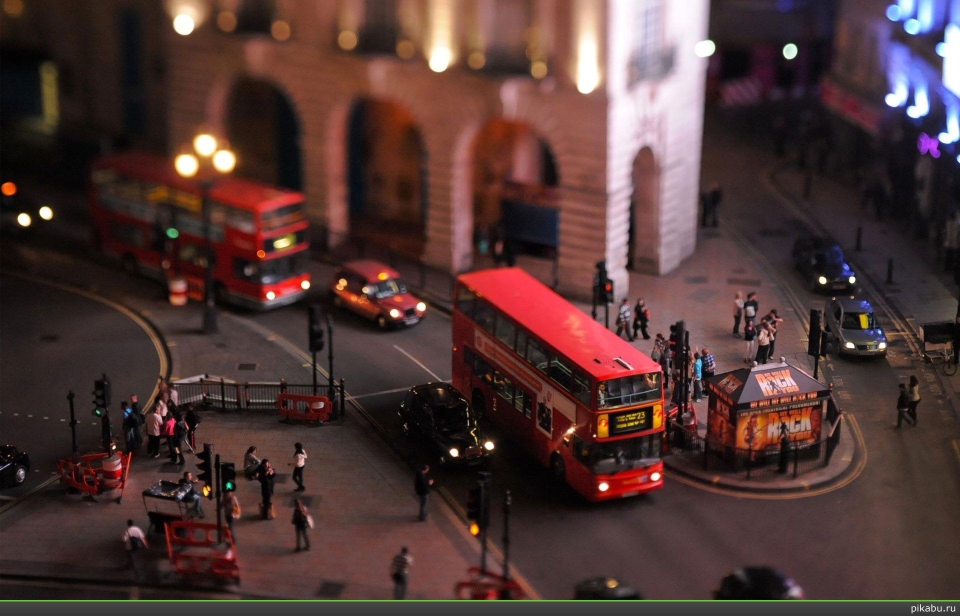   Tilt-Shift ,   :)    ...