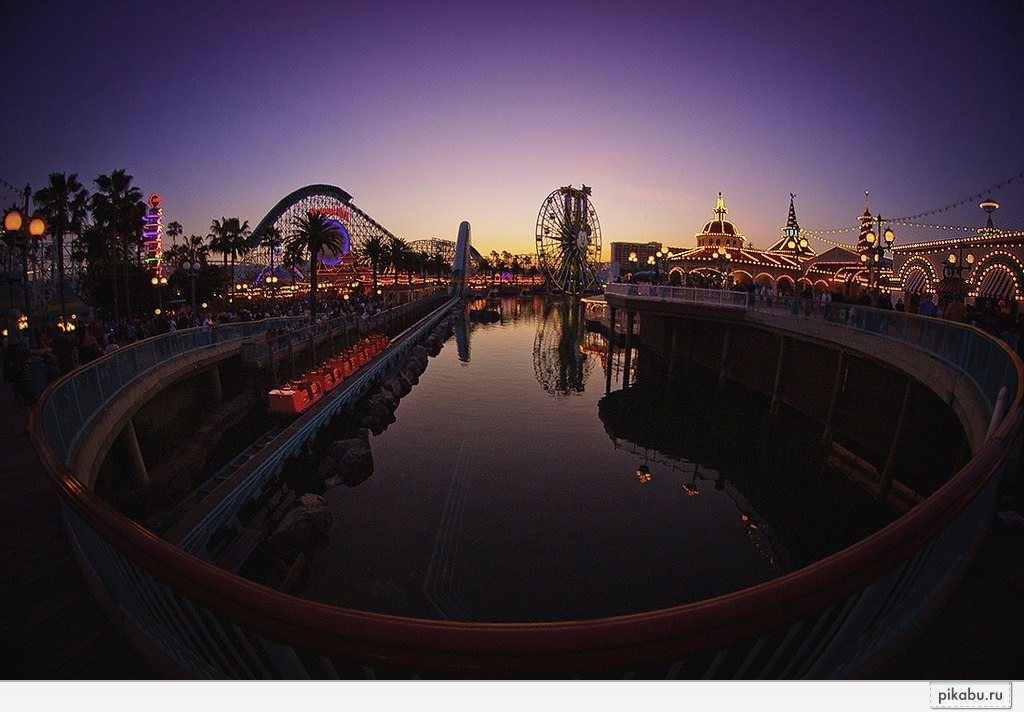 Disney's Paradise Pier, , ,  