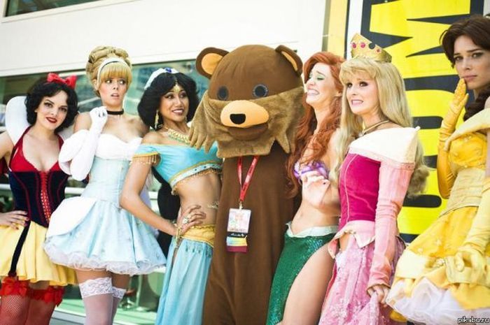 Напомните мне из какой сказки этот МЕДВЕДЬ