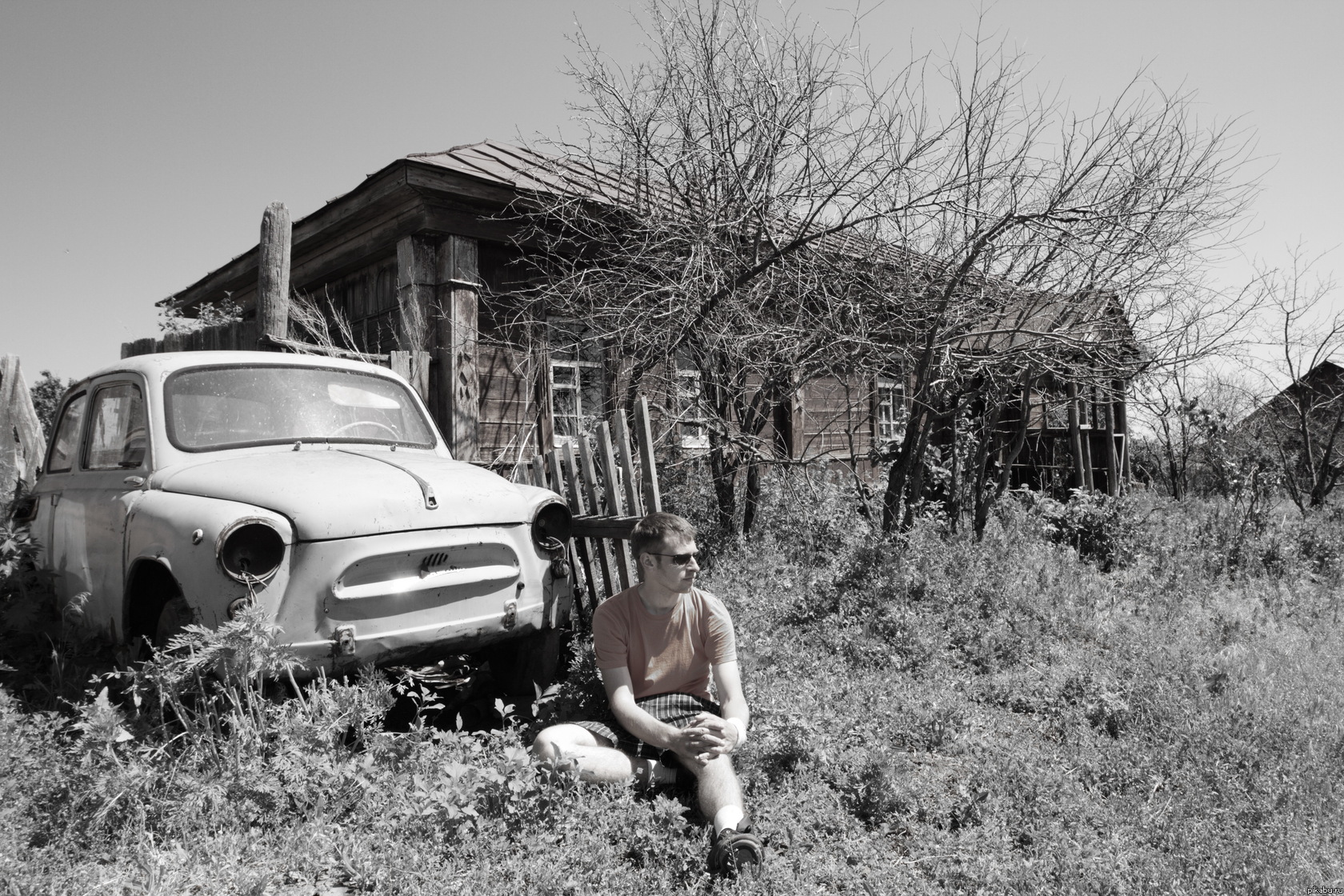 ��� ���� � "��� ����!"