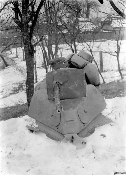  1915   -,   .  , ...   