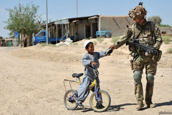 Издевательства американских солдат над мирным населением Афганистана