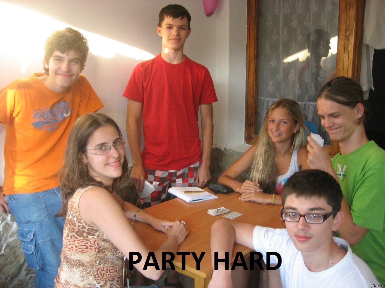 Party HARD 