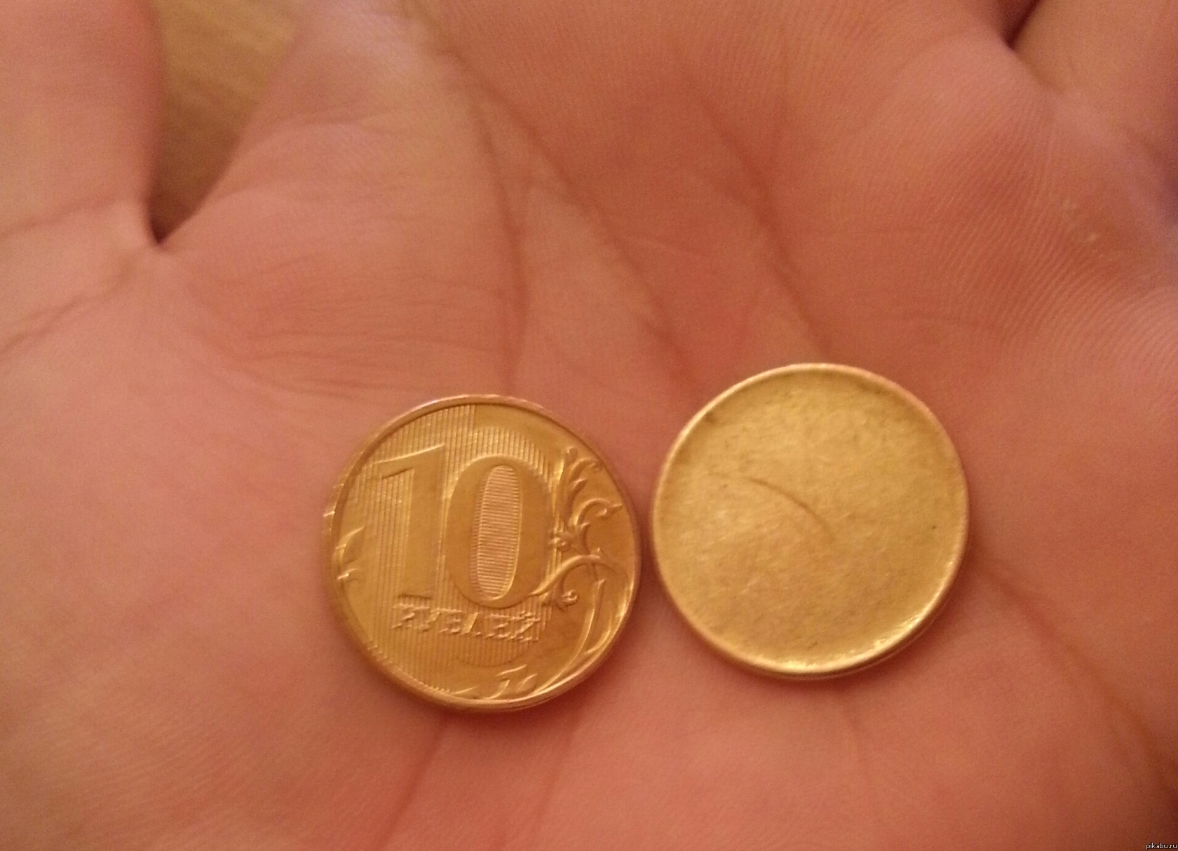 Размерно-весовые макеты десятирублевых монет. Скоро и в твоем городе!