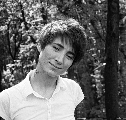 Пикабу. Сегодня родилась, гениальная женщина. Земфира. - 36.