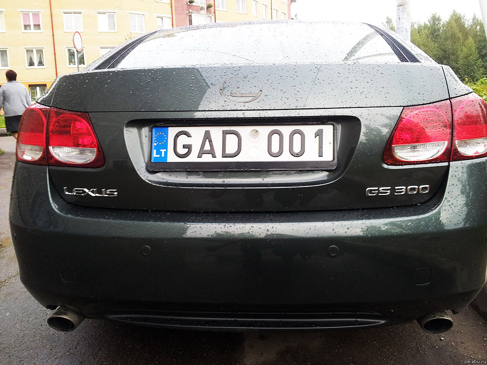 Гадом буду, но прикольный номер!