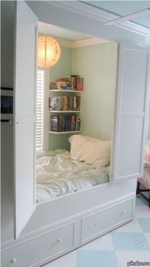 Charming closet bed -   .