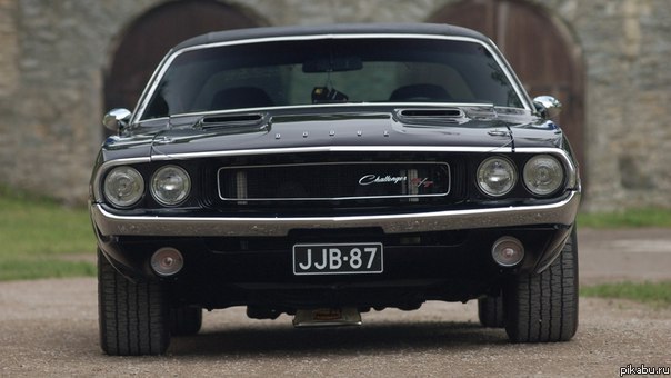 Dodge Challenger