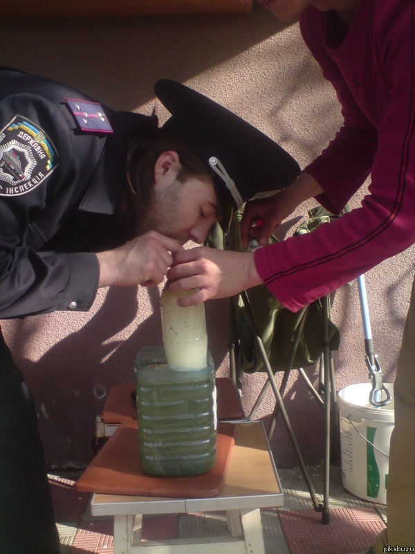 Во время штурма сарая с запасами конопли, был зверски убит прапорщик Петренко. Через два дня состояние прапорщика нормализовалось.