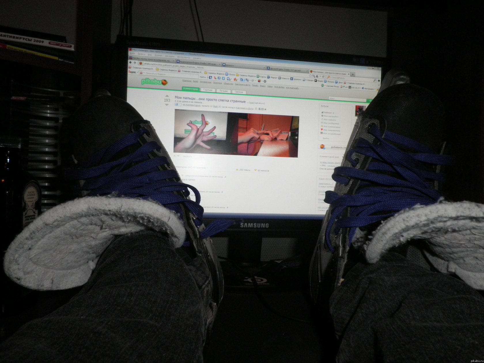 � ����� �� ���� http://pikabu.ru/story/moi_paltsyioni_prosto_slegka_strannyie__760155