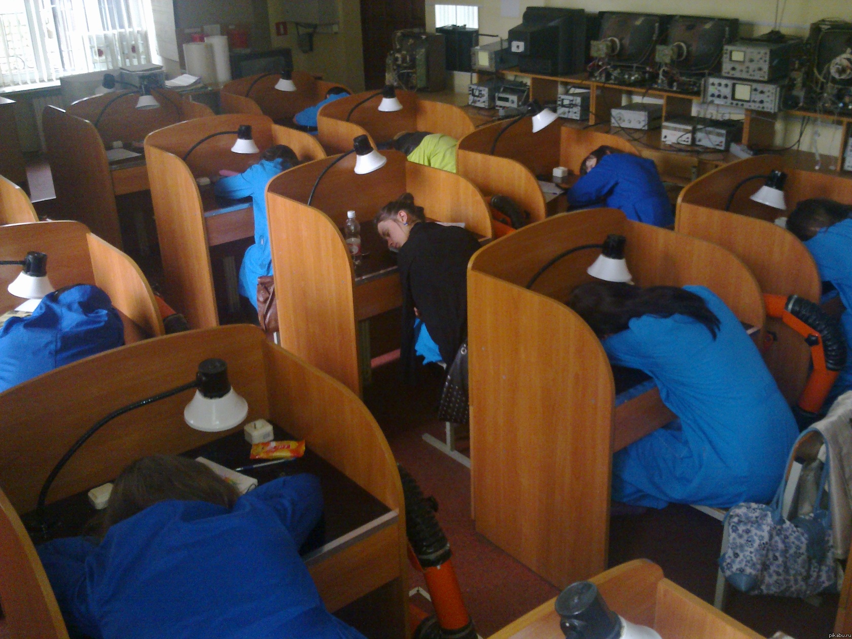 ������� ����