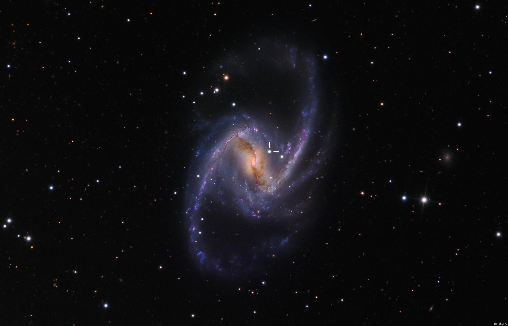 NGC 1365:     .