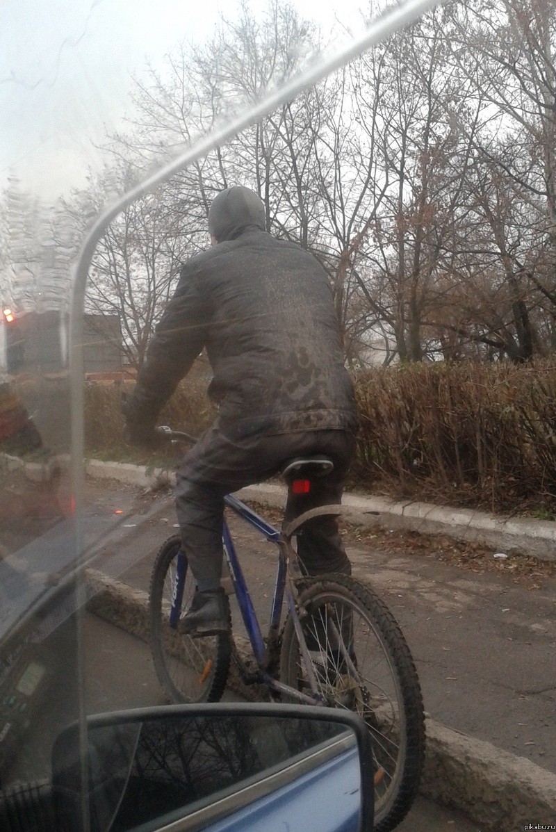 "А у вас вся спина белая"