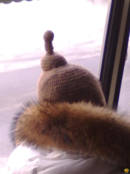 вот такая оригинальная шапка