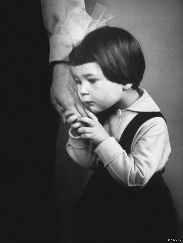Antanas Sutkus   The Mothers Hand, 1966    