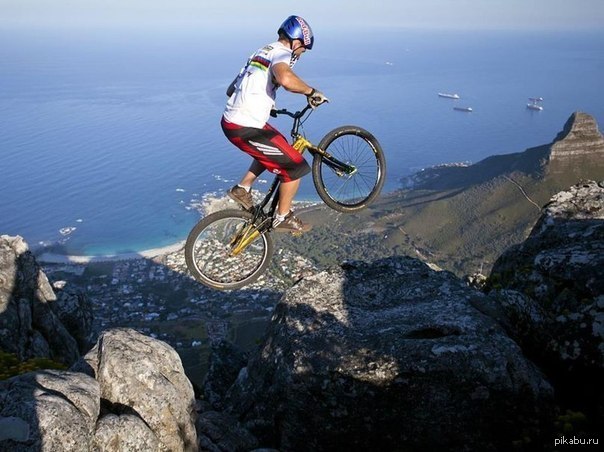 Главное - шлем не забыл...