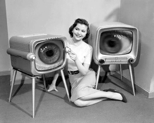 Creepy tv. Creepy tv. Creepy tv. Телевизор с помехами хоррор. Creepy tv.