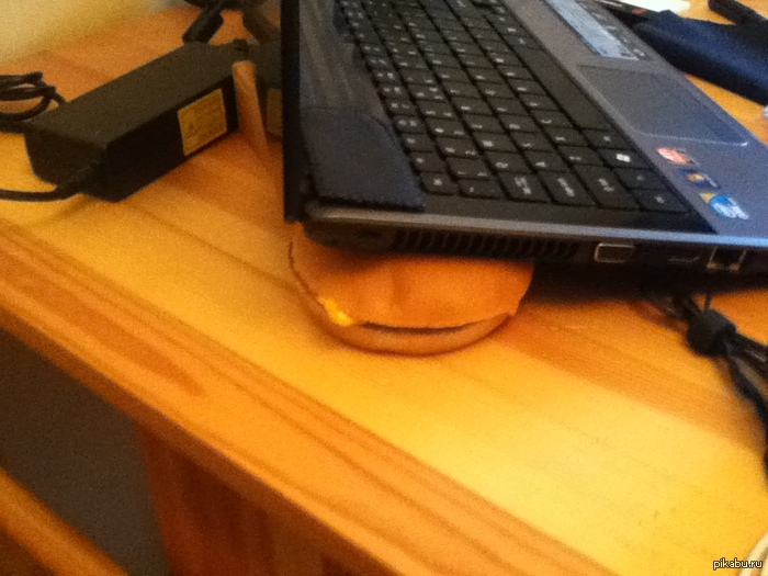 Что делать, если греется лаптоп | Пикабу