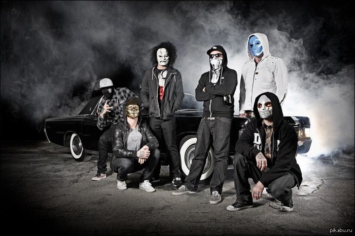 Hollywood Undead