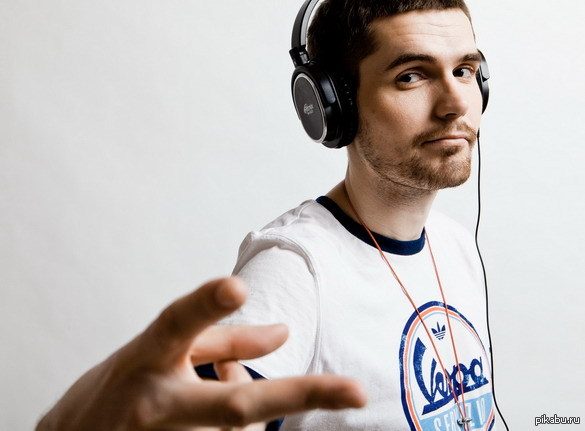   17:00         ,    Noize MC