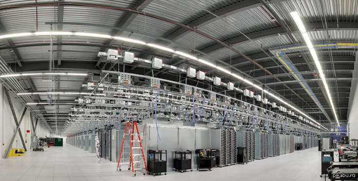 сегодня был в гостях у гугла, вот их серверная