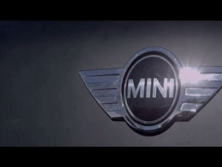 Обратное сальто на автомобиле впервые в мире.