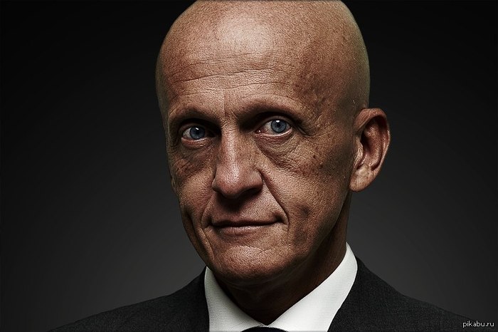    ?  ,     . Pierluigi Collina.