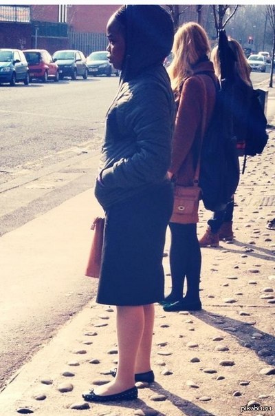 Что то здесь не то...