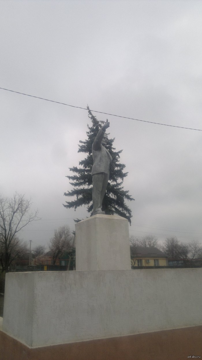 Дедушка Ленин одобряет.