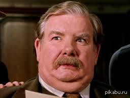 Дядя поттер. Дядя поттер. Вернон дурсль. Вернон дурсль. Дядя поттер.