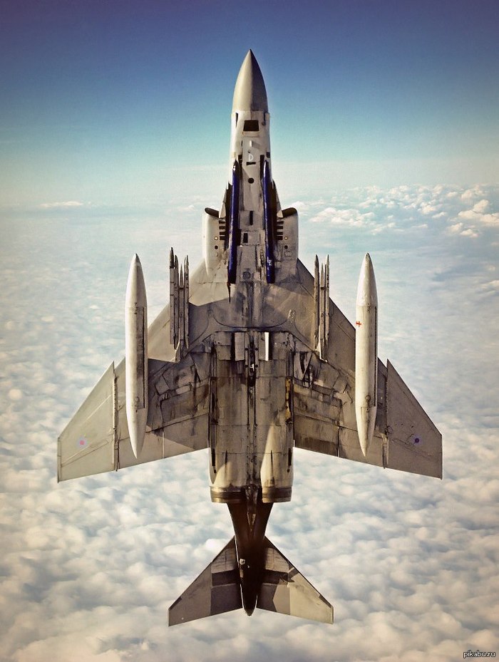   F4 Phantom