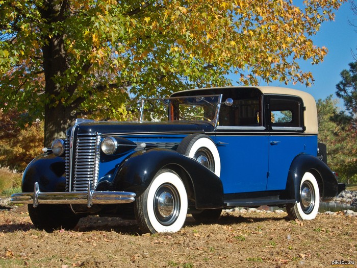 1936 Brewster Buick 80 Roadmaster Towncar