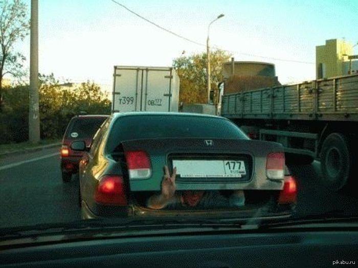 Видео регистратор заднего вида .