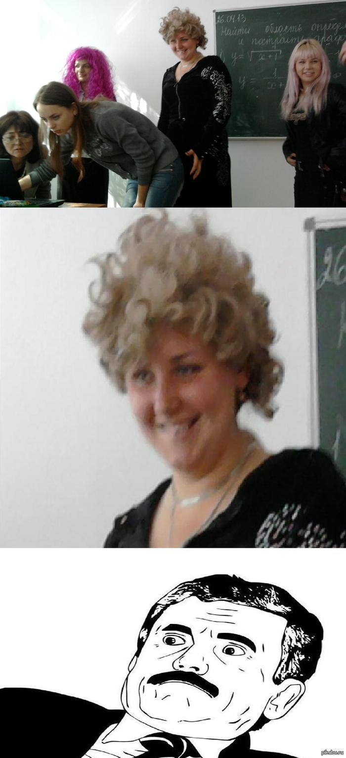 Сегодня пока однокурсницы мерили парики, помогала учителю разобраться с компьютером.