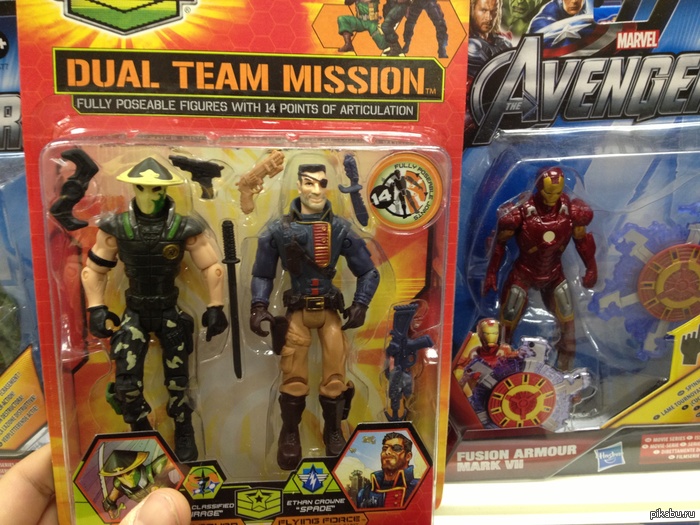 тони старк - 700р два бойца - 45р один боец - 60р