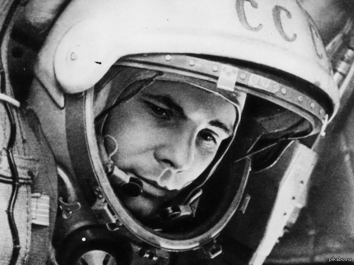 Oh, this weird feeling... - Yuri Gagarin, , Smile, Love