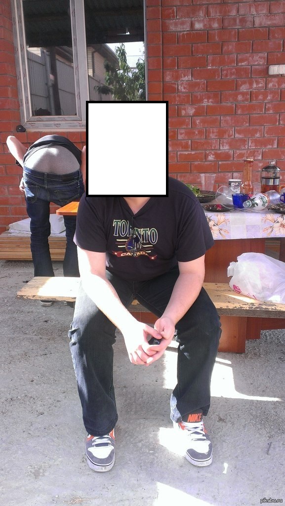 Друг попросил попросил сфотографировать на аватарку...