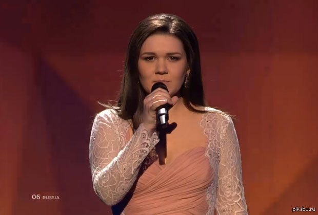 Дина-вперед! Мы верим в твою победу и держим за тебя кулачки!Не знаю, как вам, но на меня песня произвела огромное впечатление!