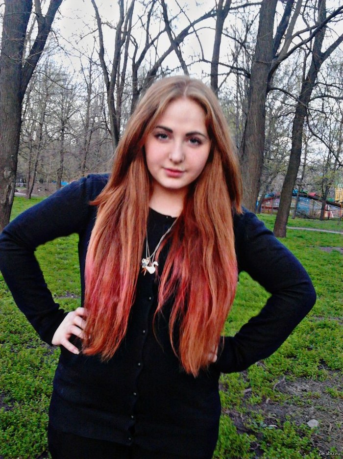 Девушка полная?