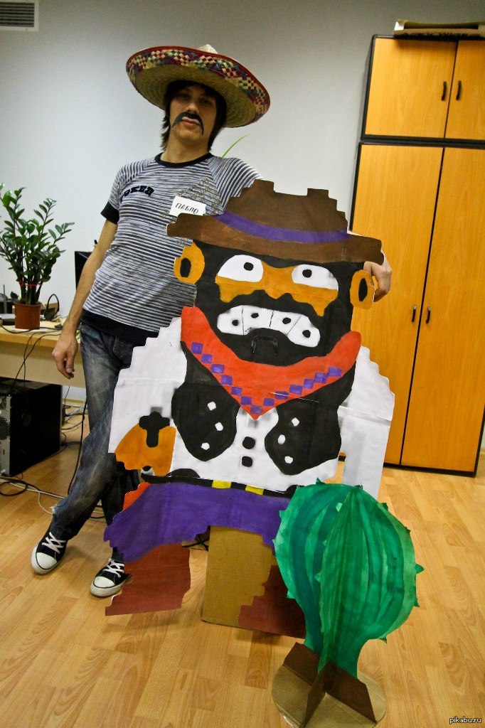 ?:)    2011 
