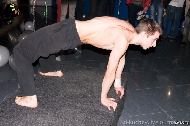 �������-�������