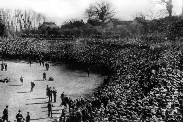 101 117 человек наблюдают за финалом Кубка Англии 1905 года