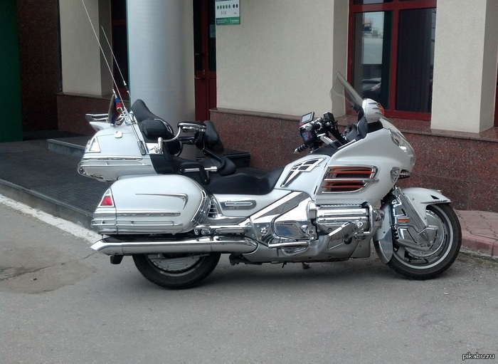 Встретил в Самаре мотоцикл