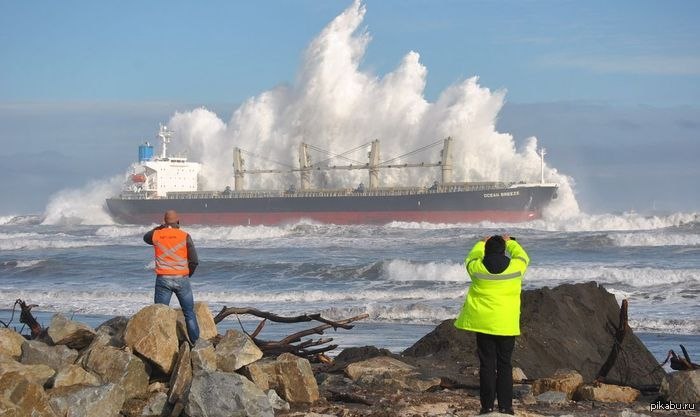 From now on, the tanker carries bricks - Tanker, Storm, Bricks